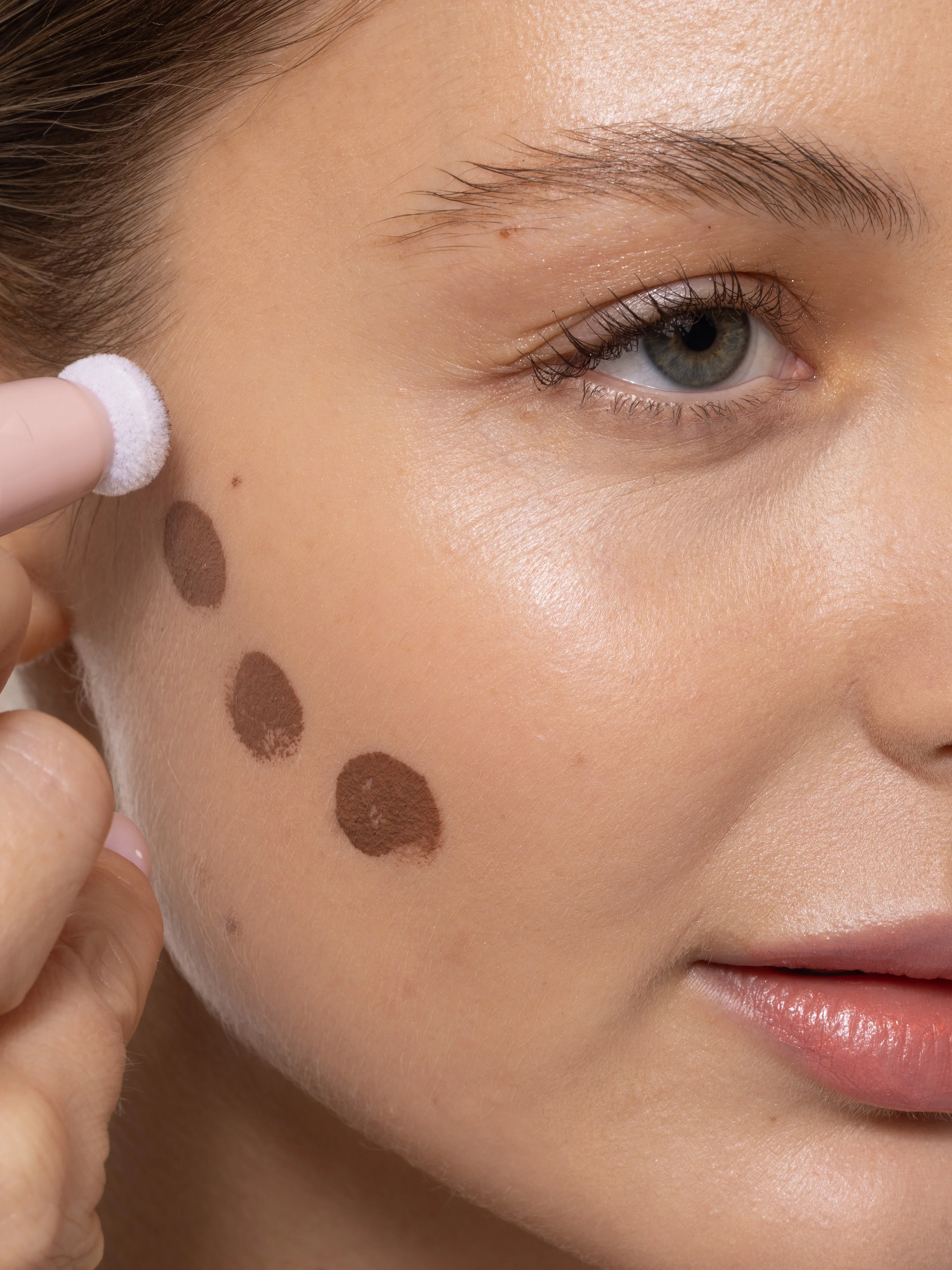 Kremowy bronzer w tubie - Image 9